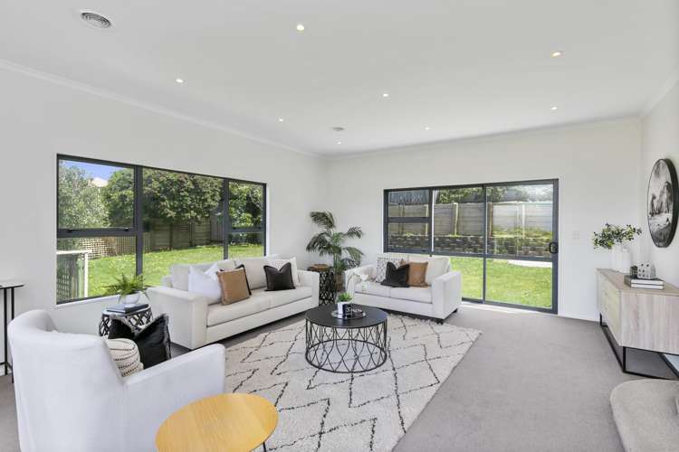 42 Downing Street Crofton Downs_7