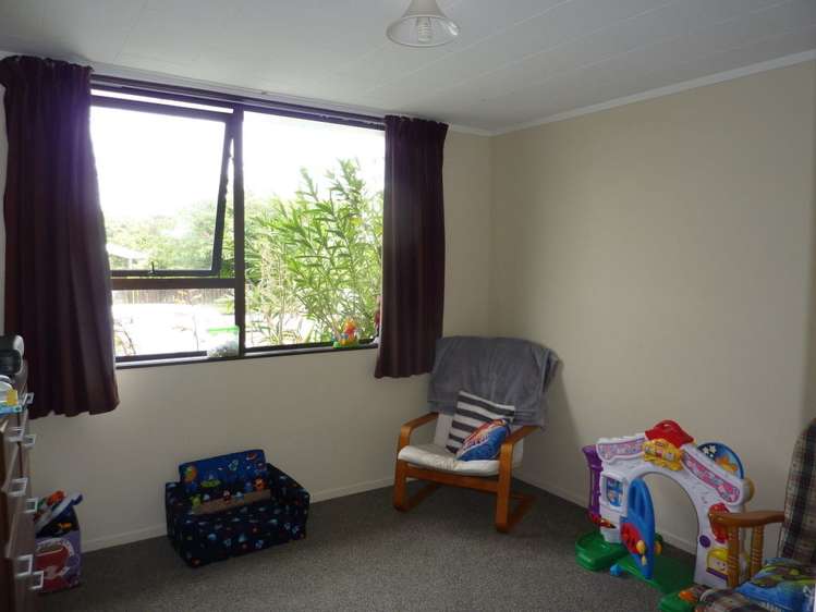 23 Ngahue Crescent Carters Beach_8