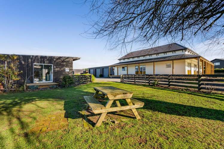 37 Warwick Road Stratford_49