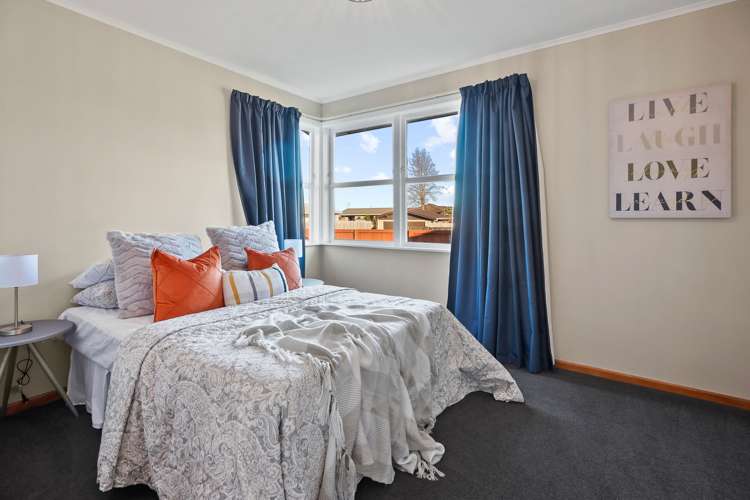 22 Joanna Place Deanwell_9