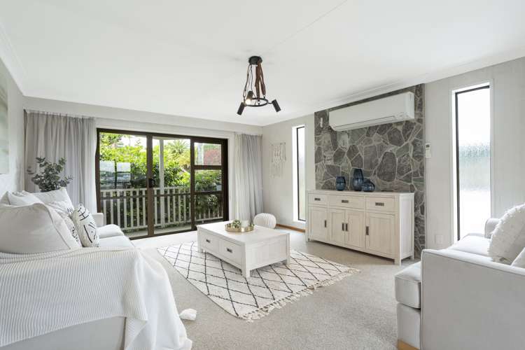 29 Easther Crescent Kew_2