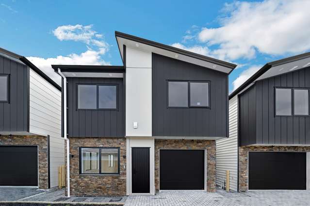 Brand new 3 bedrooms + 2 bathroom and study Nook