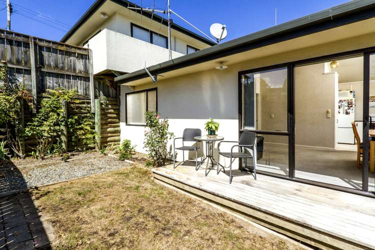 2/266 The Ridgeway Stoke_11