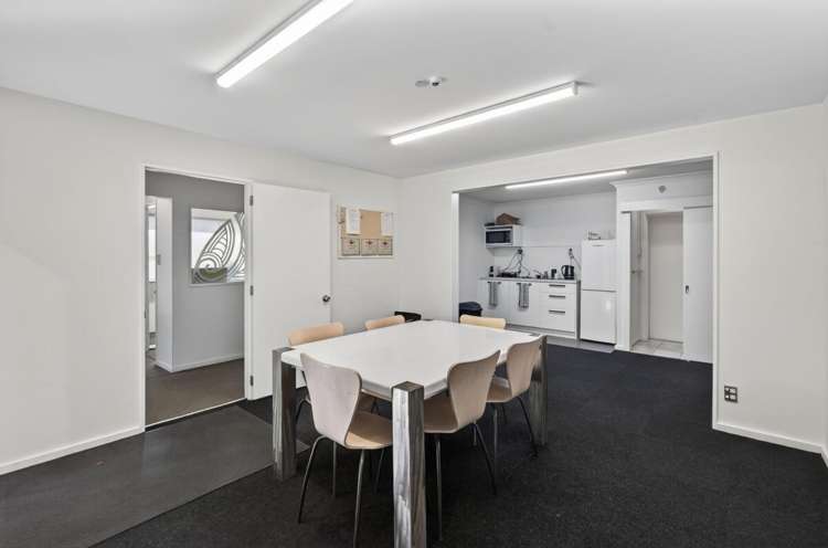 11 Holt Place Burnside_16