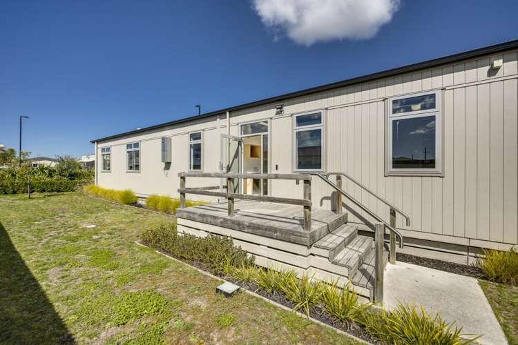 10 Murray Place Camberley_13