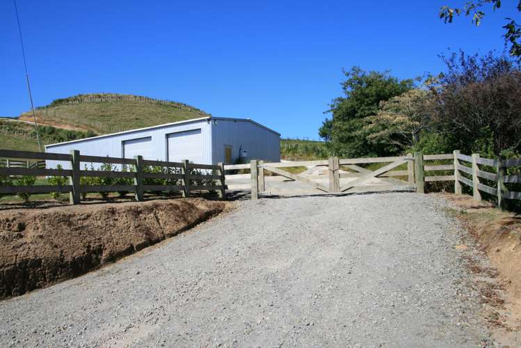 196 Tarata Road Inglewood_13