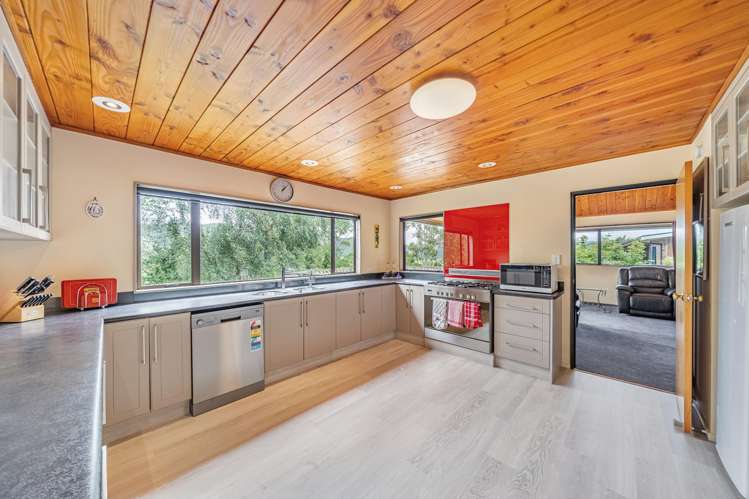 10 Plantagenet Grove Kingsley Heights_9