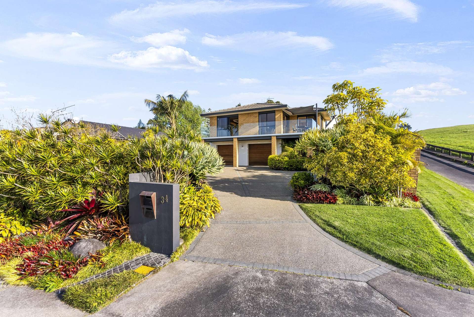 34 Charles Dickens Drive Mellons Bay_0