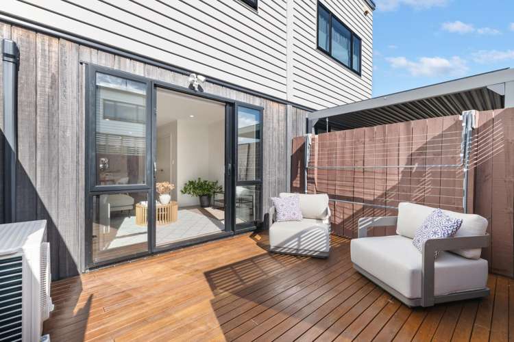 2/3 Rimu Road Mangere Bridge_7