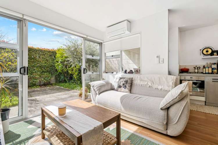 1/116 Wellington Street_0