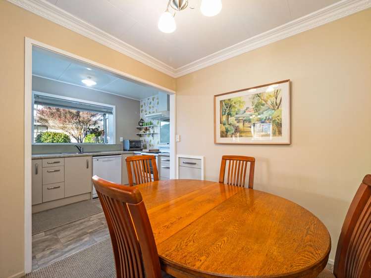 35 Cedar Crescent Feilding_17