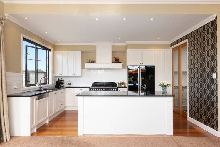 166 Oriental Parade Papamoa_6