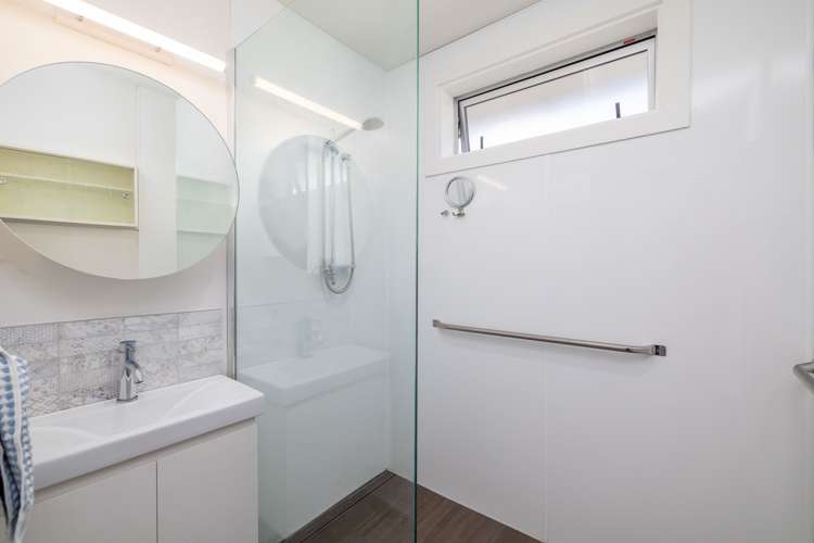 2/95 Cottonwood Street Parklands_9