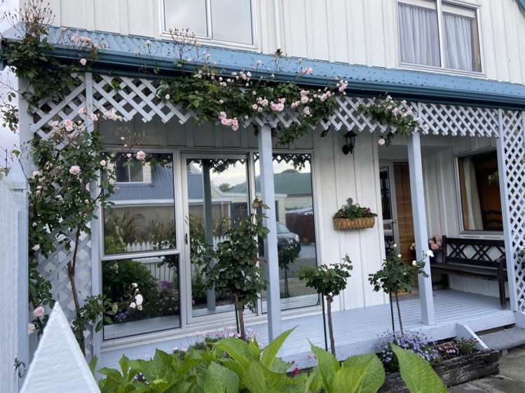 2 Helena Way The Wood_13