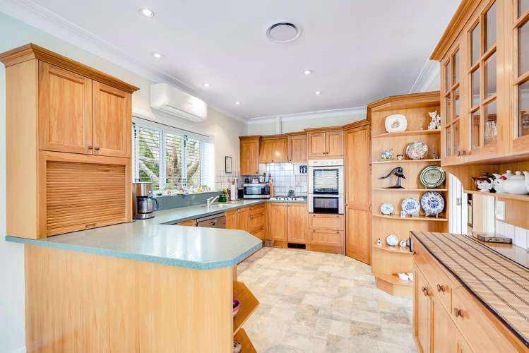 943 River Road_5
