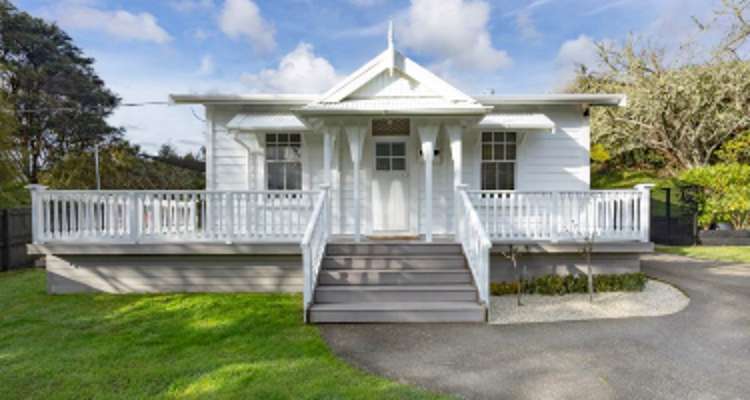 703 Huia Road_0