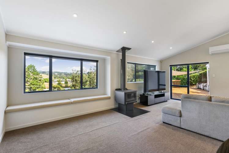 105 Waitakere Road Waitakere_8