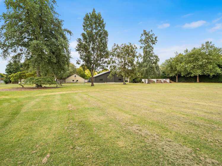 371 Racecourse Road Allenton_31
