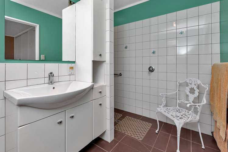 2 Gloyn Road Onerahi_14