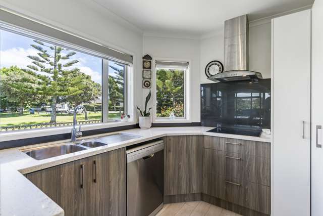 18a Centreway Road Orewa_4