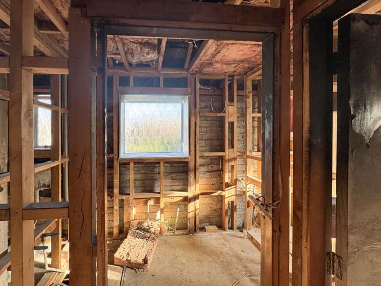 17 Roberts Road Hei Hei_8