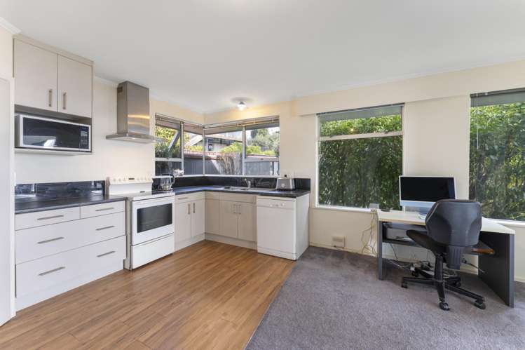 1/173 Soleares Avenue Mount Pleasant_10