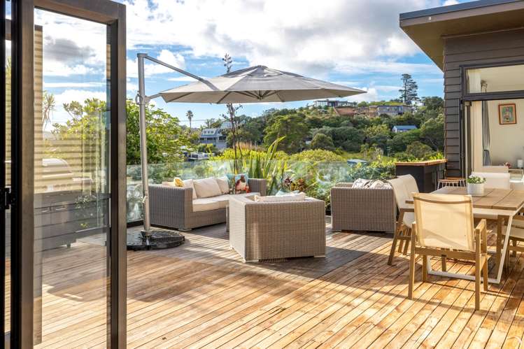 385 Sea View Road Onetangi_11