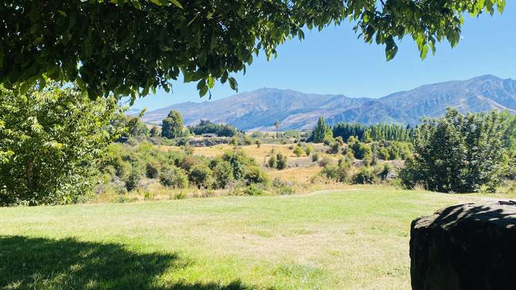 100 Whitechapel Road Arrow Junction_18