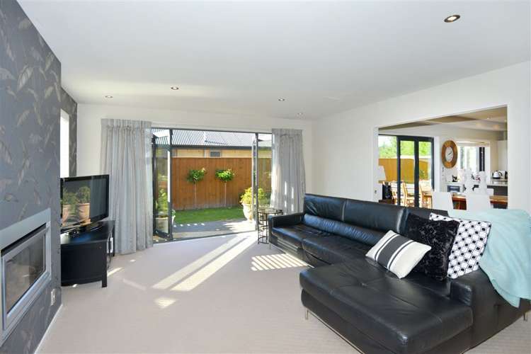 60 Waitikiri Drive Parklands_7