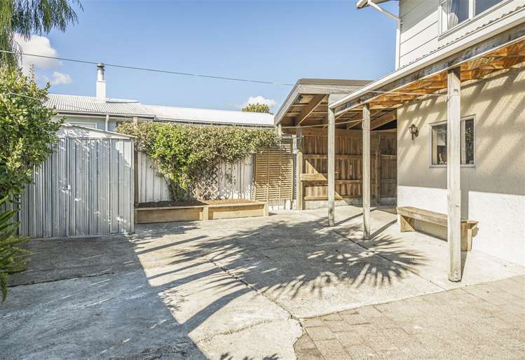 68 Leicester Street Stoke_15