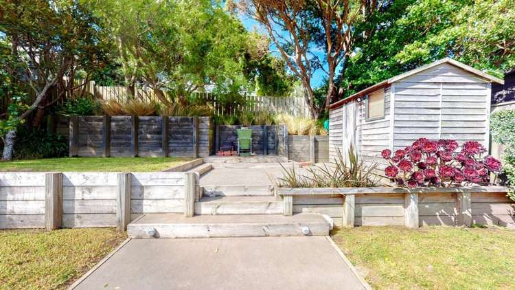 11 Danube Street Island Bay_12