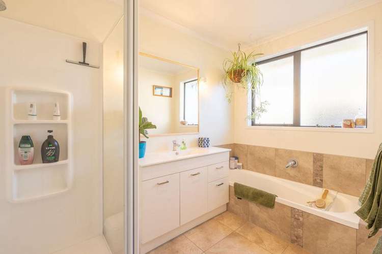 274 Ballintoy Park Drive Welcome Bay_14