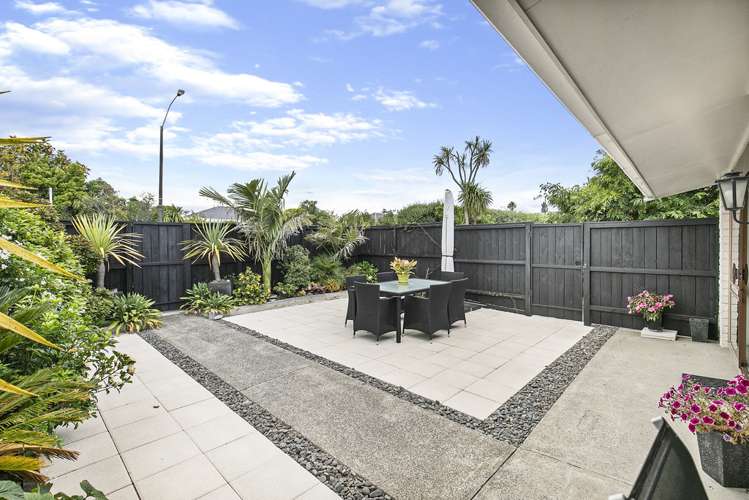 1/111 Cook Street Cockle Bay_12