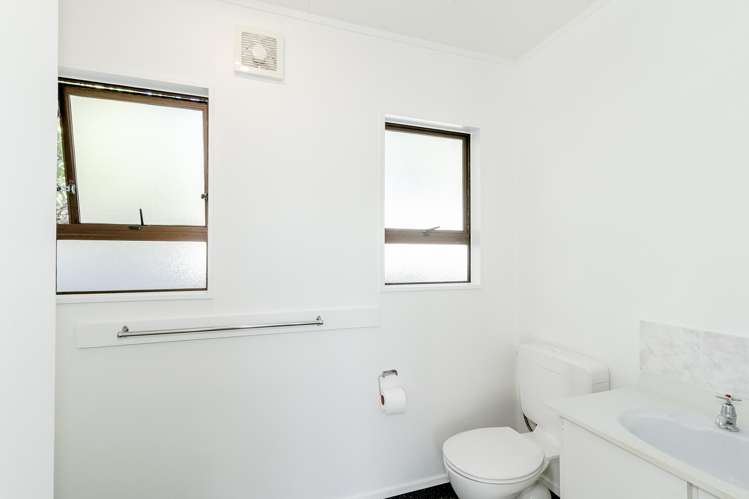 39 York Avenue Tamatea_16
