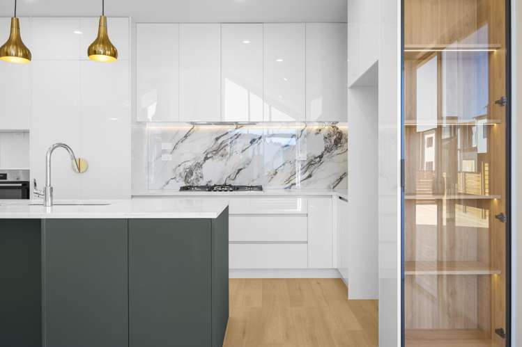 18 Tuwai Crescent Opaheke_10