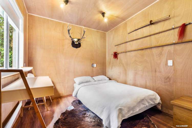 171 Victory Road Laingholm_13