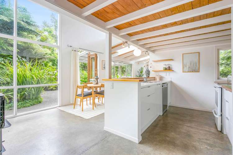 159 Scenic Drive Titirangi_7