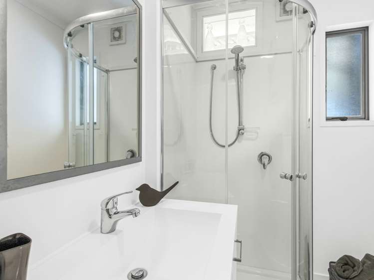 2/36 Bristol Street_1