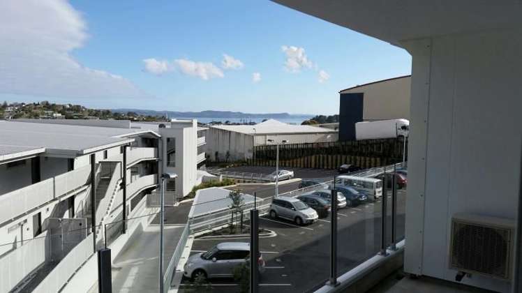 219/17 Link Crescent Stanmore Bay_0