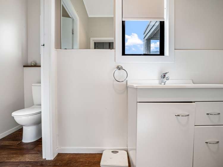 44 Stirling Street Te Aroha_12