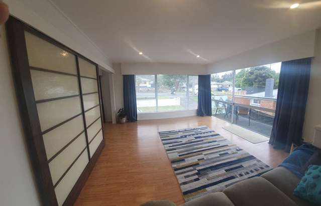 1/132 Atkinson Road Titirangi_3