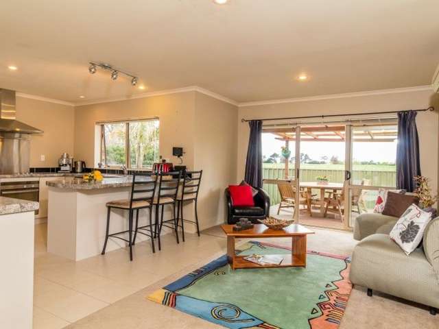 27 Delta Mews Place Clive_4