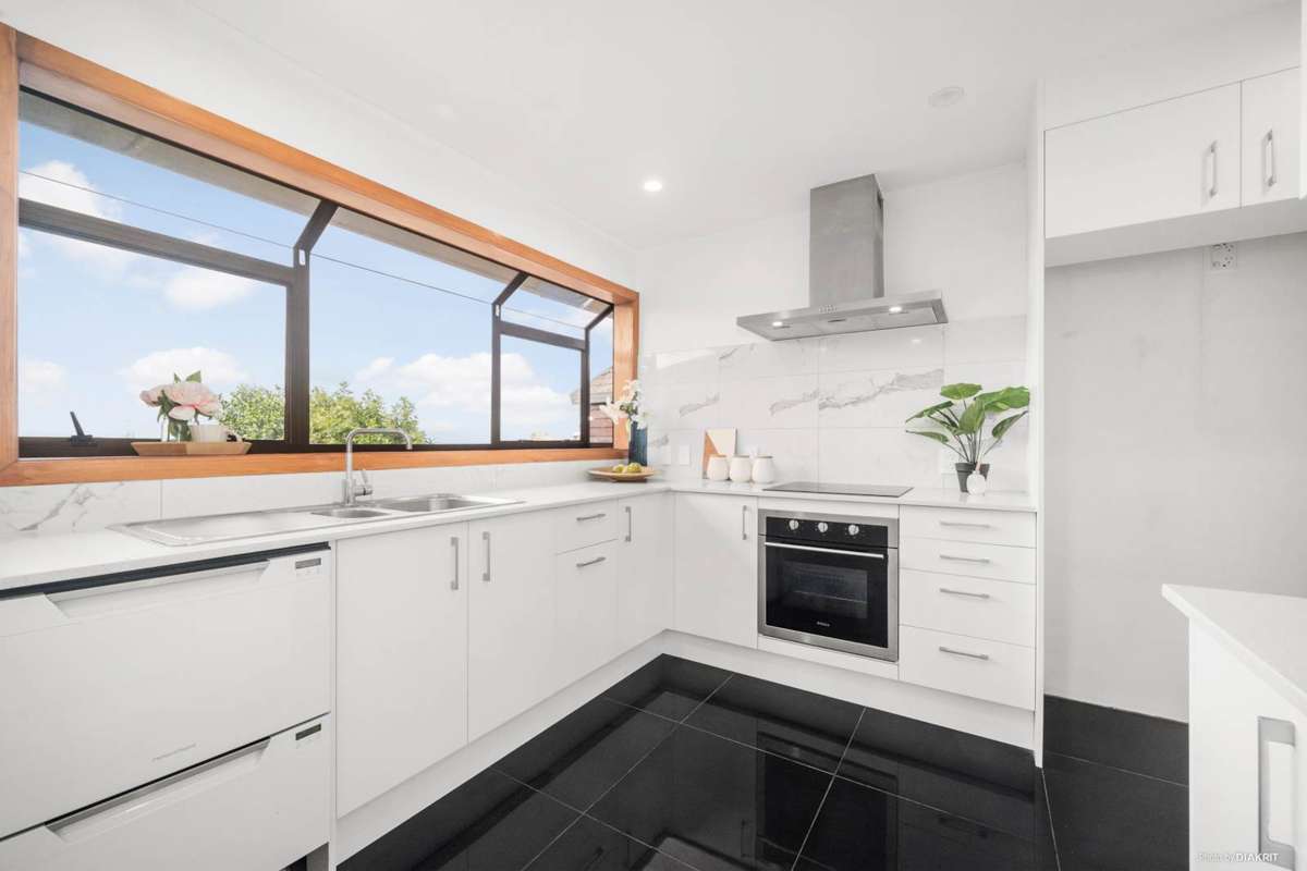 2/455 Glenfield Road_1