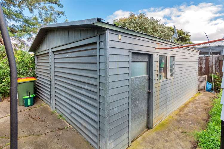 25 Fairdale Avenue Red Hill_19