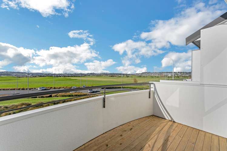 14/150 Chapel Road Flat Bush_1