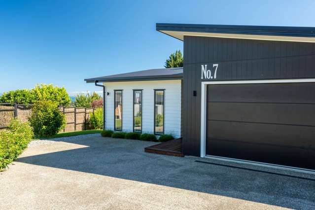 7 Pohutukawa Place, Pohara Golden Bay_1