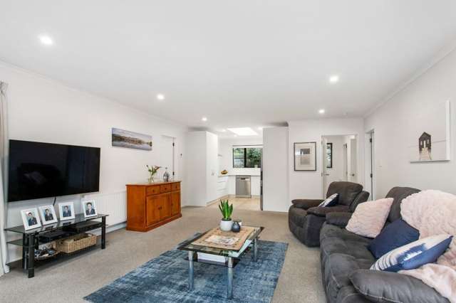 2/12 Gleneagles Terrace Ilam_4