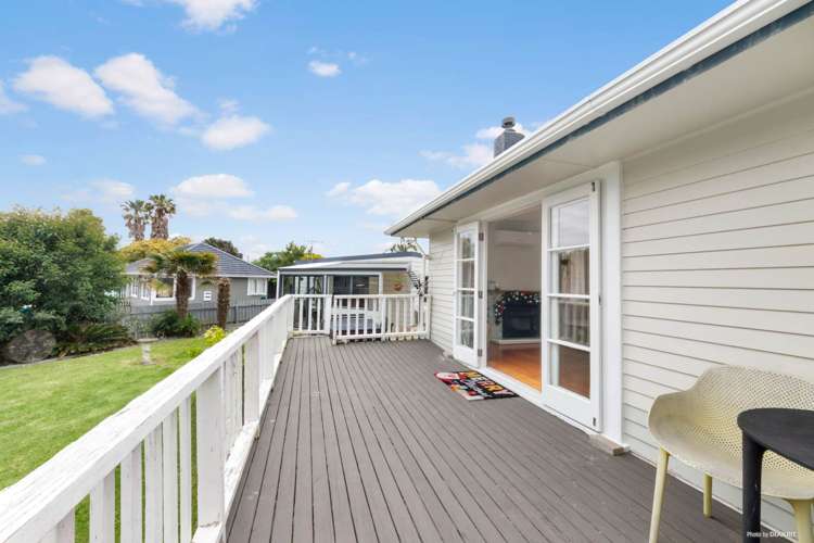 6 Shamrock Lane Te Atatu Peninsula_2