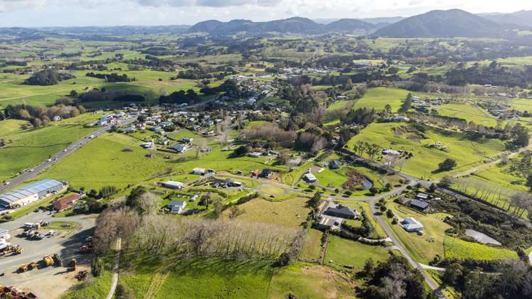 Pavel Place Kaiwaka_11