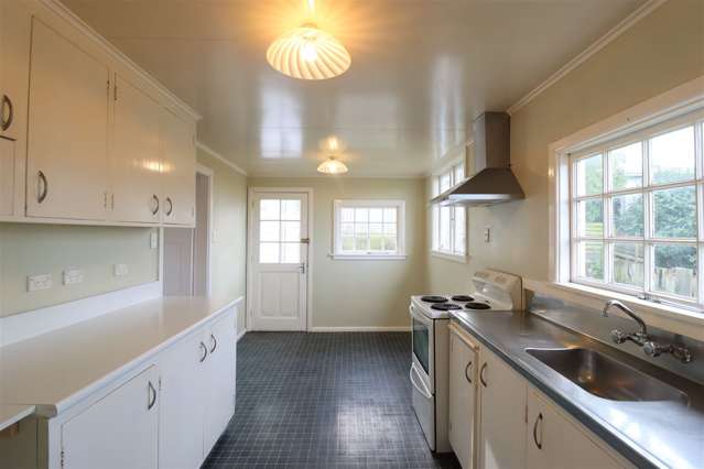 169 Le Cren Street Seaview_1